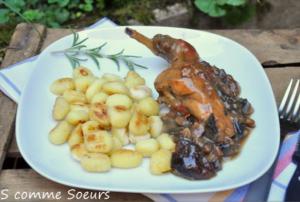 Lapin au cidre et aux pruneaux