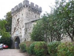 La tour médiévale du musée Baron Martin de Gray